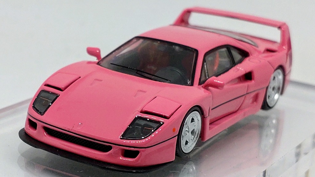Finclassically 1/64 フェラーリ F40 ローズウォーターピンク