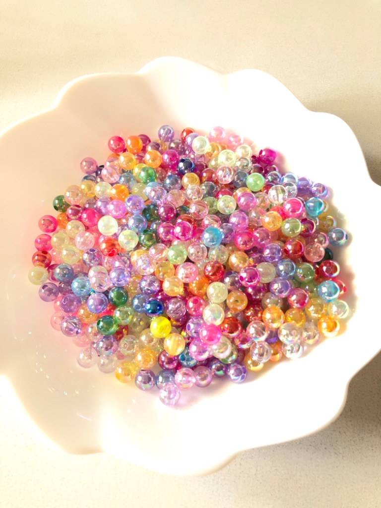ビーズ 8mm 丸 有色 透明 500個 オーロラ ミックス 穴あり
