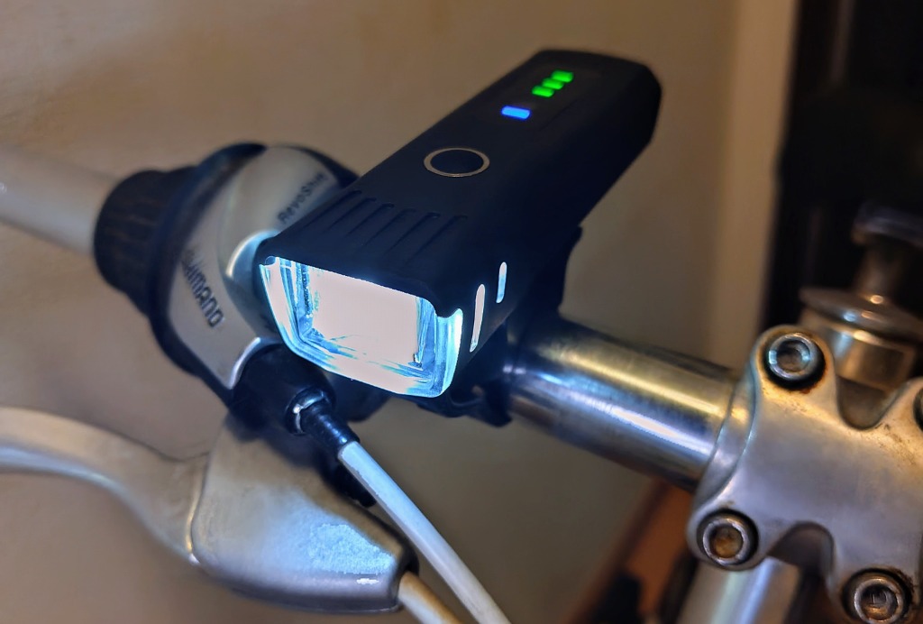 自動点灯 自転車 ヘッド ライト led usb 充電式 オートライト