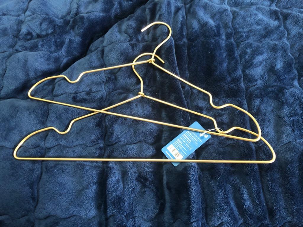 シルバーアルミ立体ハンガー まとめ売り 130本 シルバーアルミ立体ハンガー まとめ売り 130本 Amazon.co.jp: ZX