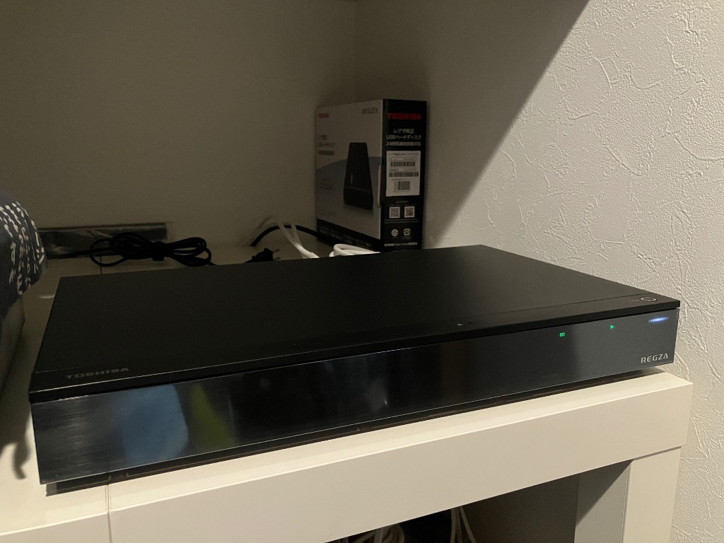 TOSHIBA（東芝） レグザブルーレイ 全録／4TB／UHDBD／4Kチューナー