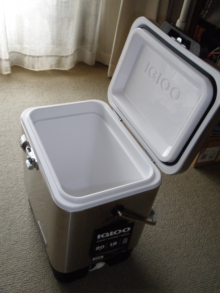 igloo IGLOO イグルー クーラーボックス 大型 19L イグルー