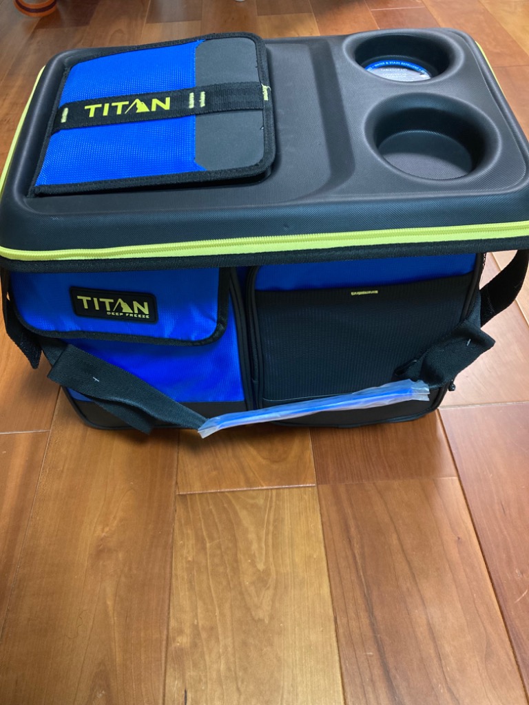 タイタン 折り畳みクーラーバッグ ソフトクーラーボックス タイタン 折り畳みクーラーバッグ ソフトクーラーボックス