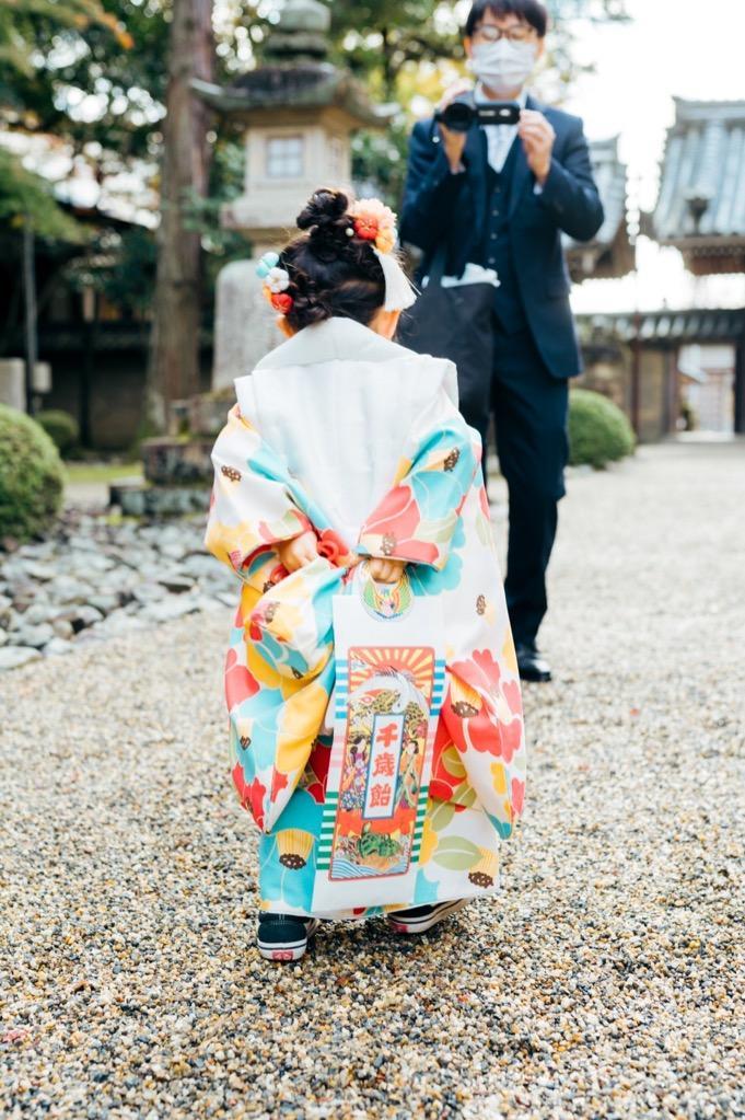 千歳飴 ２本 （いちごみるく味１本、抹茶みるく味１本） 手提げ袋入 京都 千歳あめ 飴屋 ちとせあめ ちとせ飴 :chitose2:京の飴ちゃん本舗  - 通販 - Yahoo!ショッピング