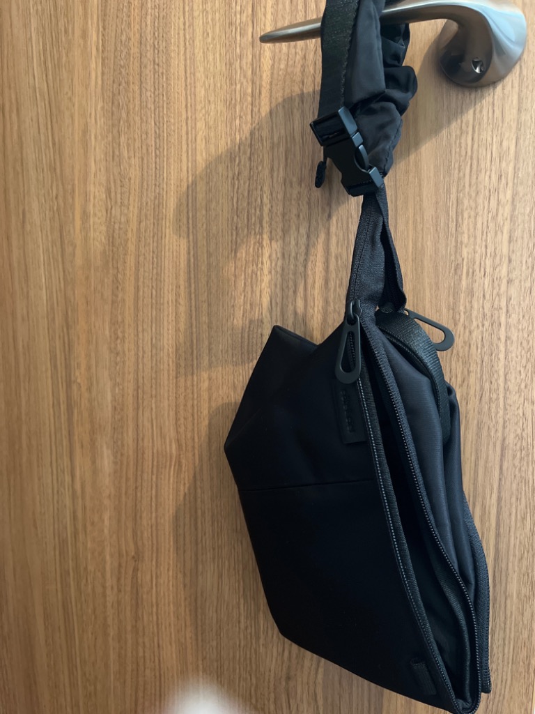 Cote&Ciel cote&ciel コートエシエル Kivu Small Sleek Black