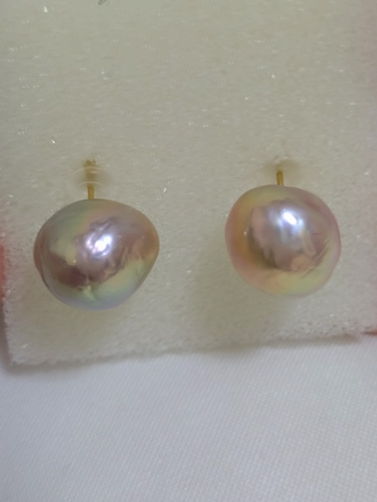 限定 11mm シャンパンカラー バロック 淡水真珠 ピアス/イヤリング