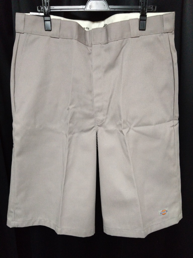 Dickies ショートパンツ　輸入品　2枚セット ショートパンツ メンズ Dickies[品番：SILM0015157]｜SILVER