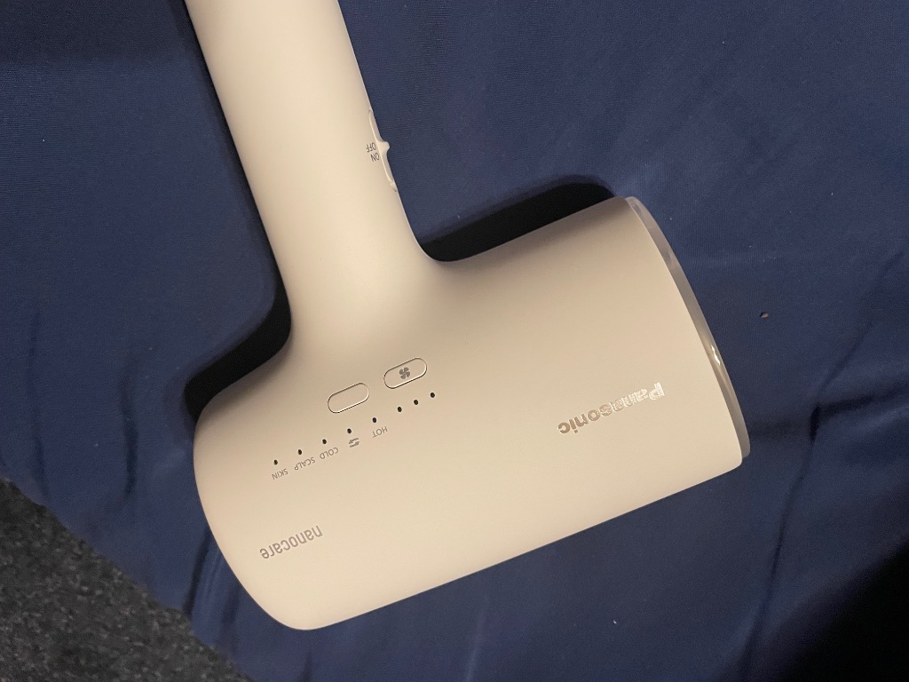 Panasonic ナノケア EH-NA0J-W（ウォームホワイト） ナノケア