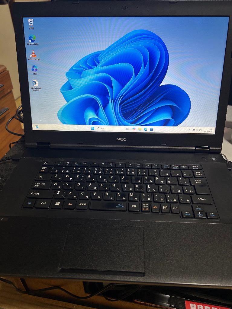 ☆第8世代i5☆ SSD256GB メモリ8GB フルHD NEC 214