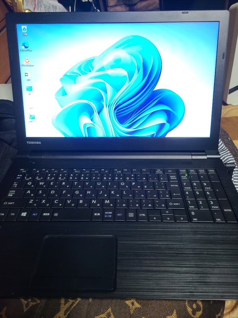 東芝 Dynabook B65/B 6世代i3-8GB SSD256GB 71otanUWx2L._UF350,350_QL50_.jpg
