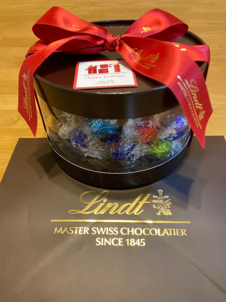 値下げ❗️リンツ リンドール ギフトボックス 54個入 Amazon.co.jp: 【Lindt公式】リンツ Lindt チョコレート