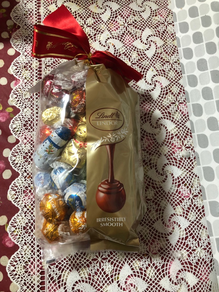 リンツ（Lindt） リンドール ファミリーパック シーズナル 70個入