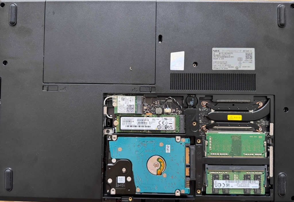 タッチパネル付きNEC i5\16/新品SSD128GBHDD1TB Amazon.co.jp: 【整備済み品】NEC VK16 15.6型 ノートパソコン