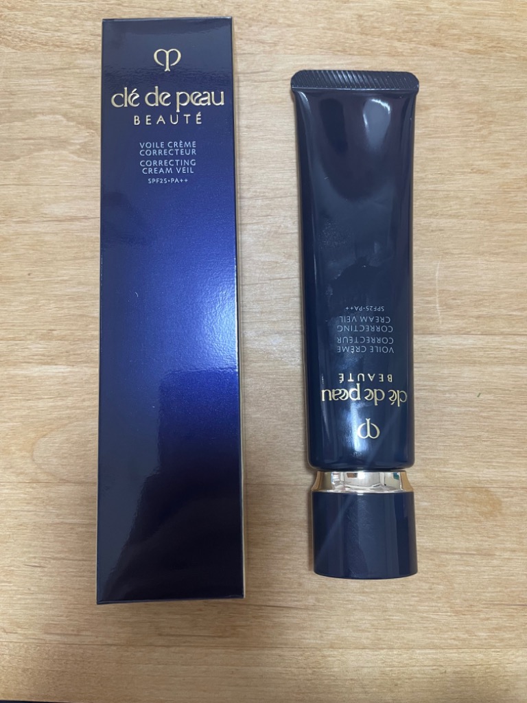 うさ子さま専用★豪華サンプル付き★ クレ・ド・ポーボーテ cle de peau BEAUTE 期間限定価格 2024年8月21日リニューアル