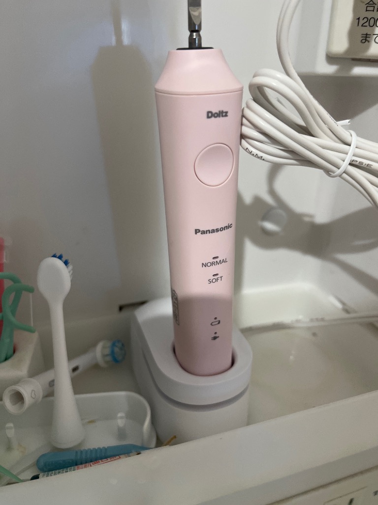 Panasonic EW-DL38 P ピンク電動歯ブラシ　新品未使用品 パナソニック 電動歯ブラシ ドルツ エントリーモデル ピンク EW
