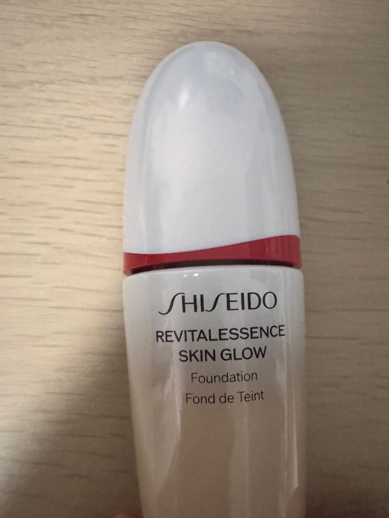 資生堂エッセンススキングロウファンデーション 220Linen 新品未開封 SHISEIDO エッセンス スキングロウ ファンデーション 220 Linen
