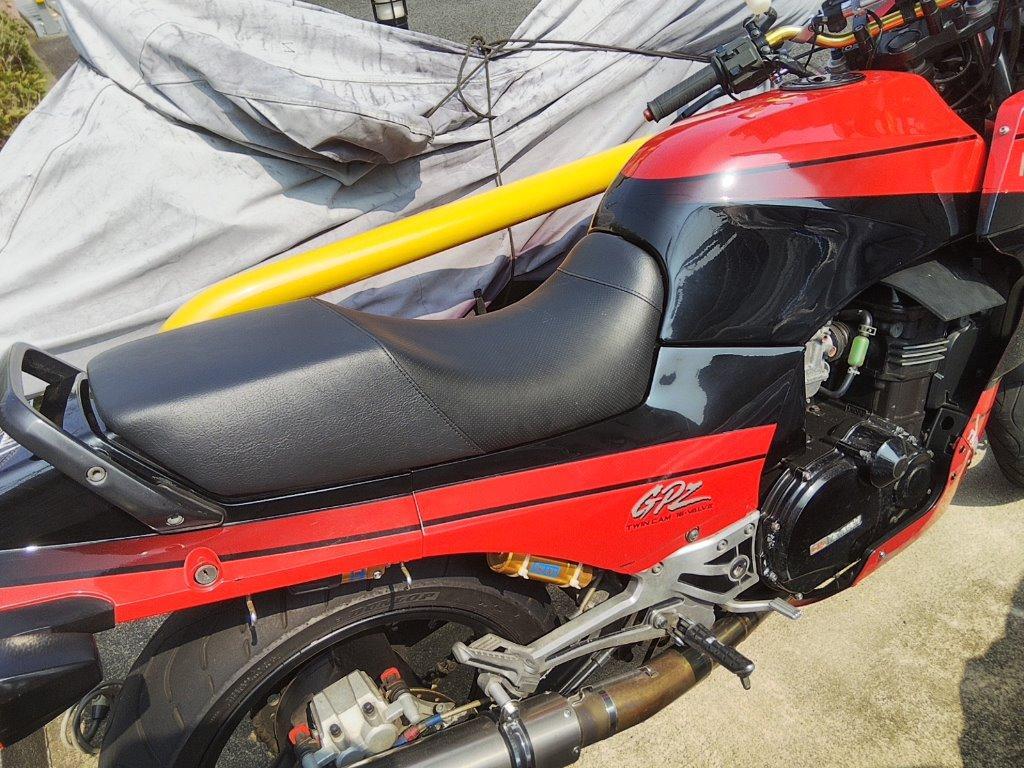 カワサキ □今話題のノンスリップ□GPZ750R/GPZ900Rシートカバー