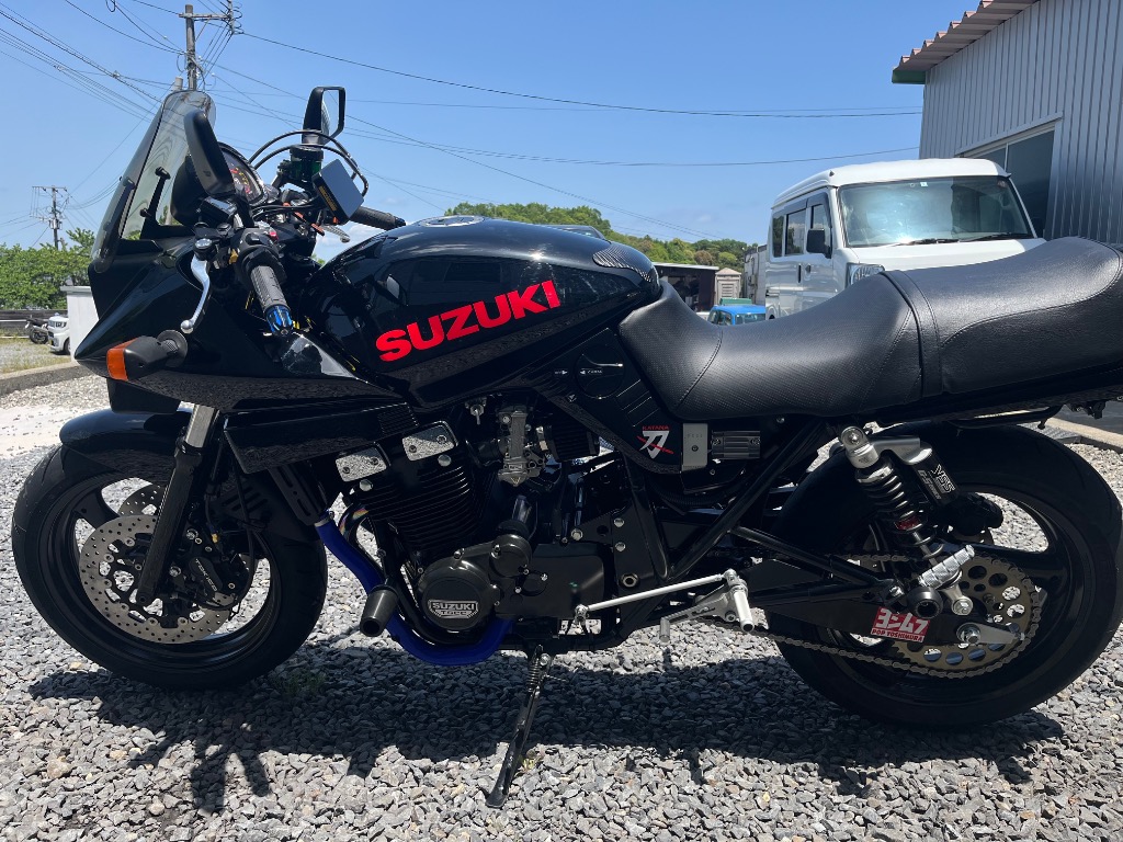 スズキ ◇1135R仕様◇ノンスリップ◇GSX250S/GSX400S刀シート