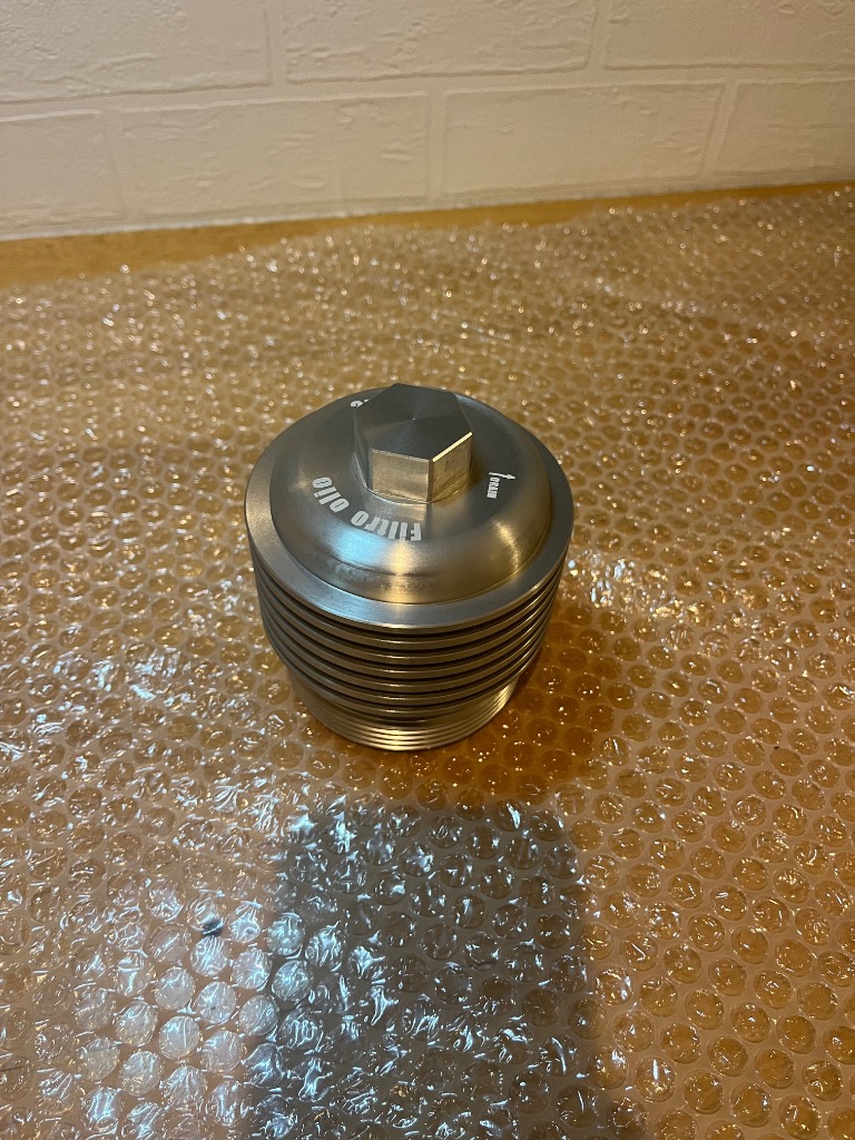 アバルト500/595用オイルフィルターキャップ : maekawaengineering