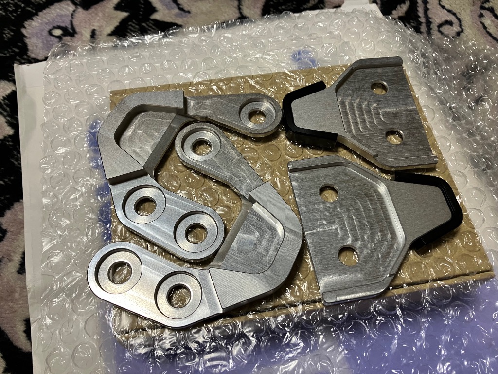 フィアット・アバルト500/595用ドアストライカー : maekawaengineering