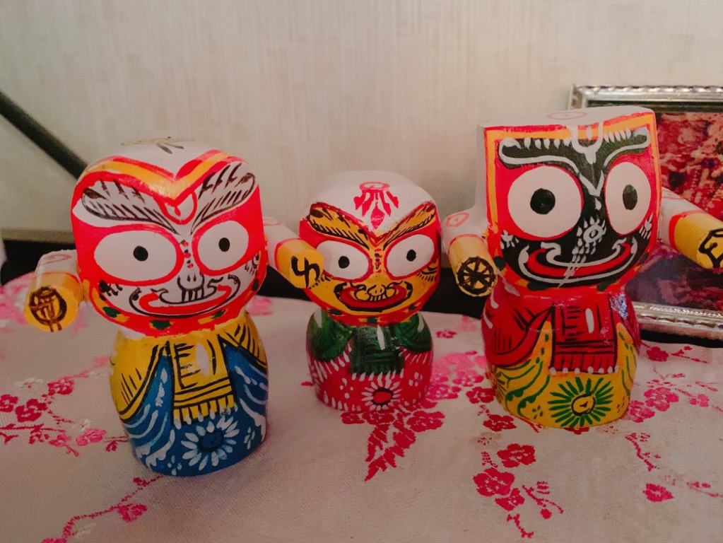 インド製ヒンドゥー教土着神 ジャガンナータ三兄妹神像（小