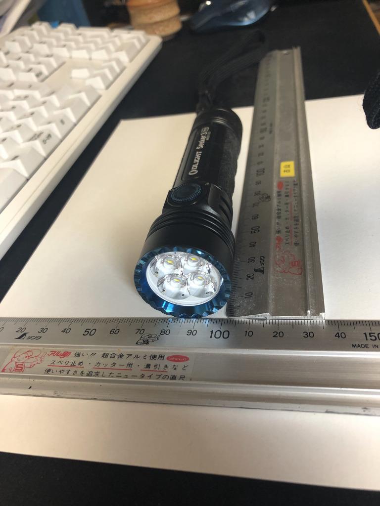 OLIGHT オーライト Seeker 3 Pro 懐中電灯 4200ルーメン ledフラッシュ