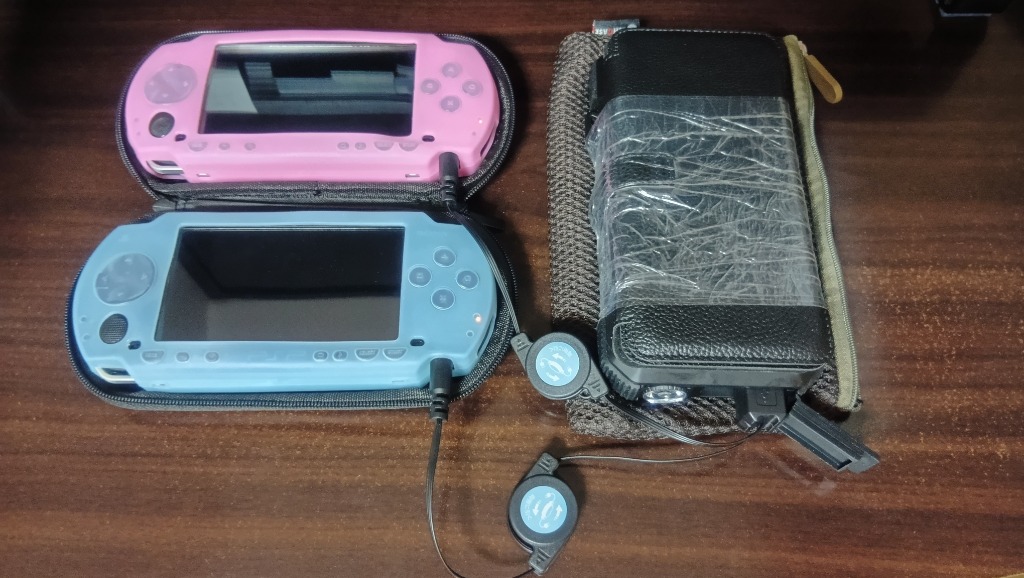 PSP 充電器 1000 2000 3000対応 コンパクトに収納 巻き取り式