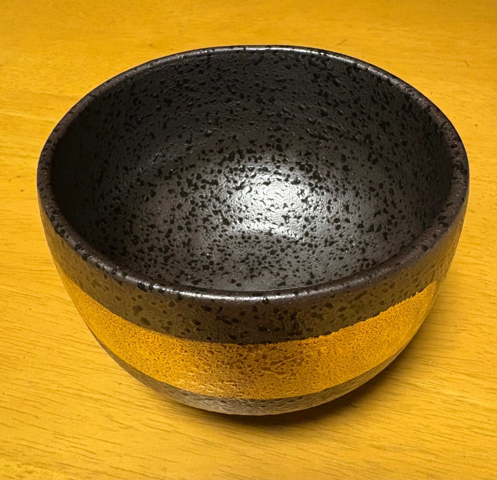 金彩 抹茶碗 おしゃれ 美濃焼 ゴールド 金色 ブラック 黒 刷毛目