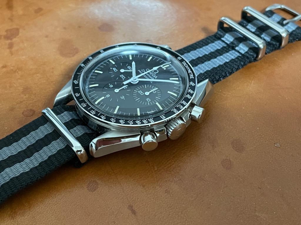 オメガ スピードマスター用 OMEGA Speedmaster にぴったりの時計ベルト ナイロン TYPE NATO 141601S  :141601SOMGSpS:mano-a-mano 時計ベルト専門店 - 通販 - Yahoo!ショッピング