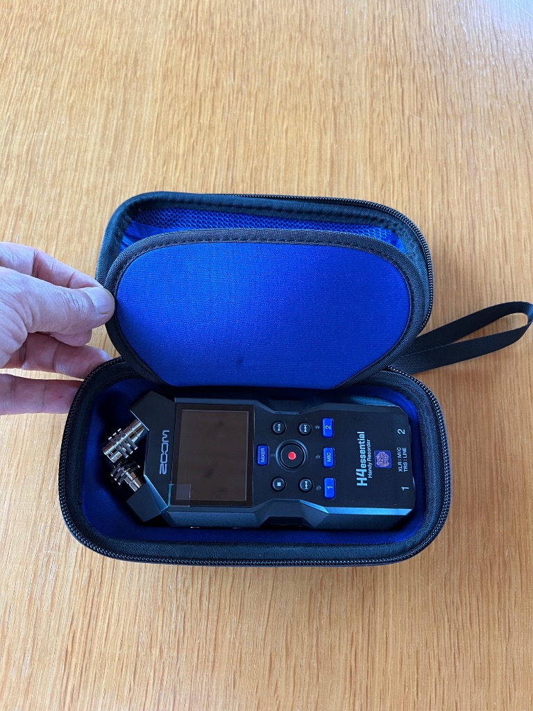 ズーム（zoom） ZOOM H4essential + アクセサリーパック APH-4eセット