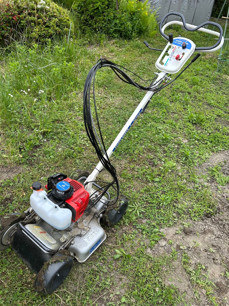 自走草刈り機(傾斜草刈り機)　スパイダーモアSP851AF 自走式草刈機 スパイダーモアー 移動用運搬台車 対応機種