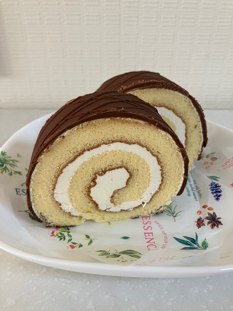 昭和を感じるロールケーキ『チョコロール』 : 北海道スイーツ