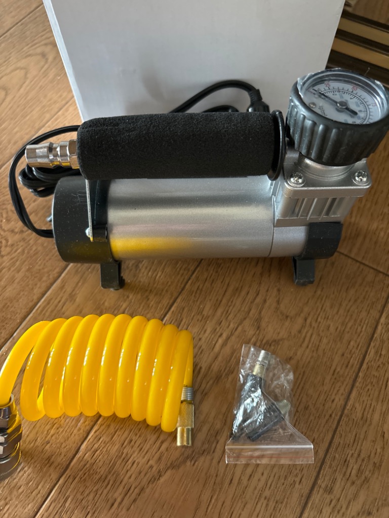 エアーコンプレッサー 12V 小型 車 ミニエアーポンプ エア