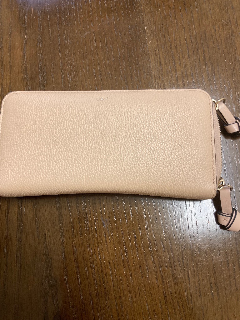 Chloe（クロエ） ラウンドファスナー 長財布 小銭入れ付き ALPHABET