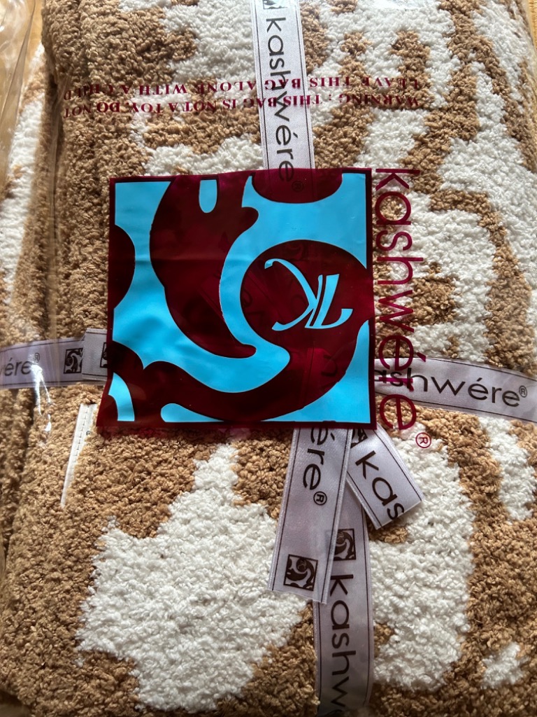 Kashwere カシウエア ブランケット THROW DAMASK T-28 ひざ掛け