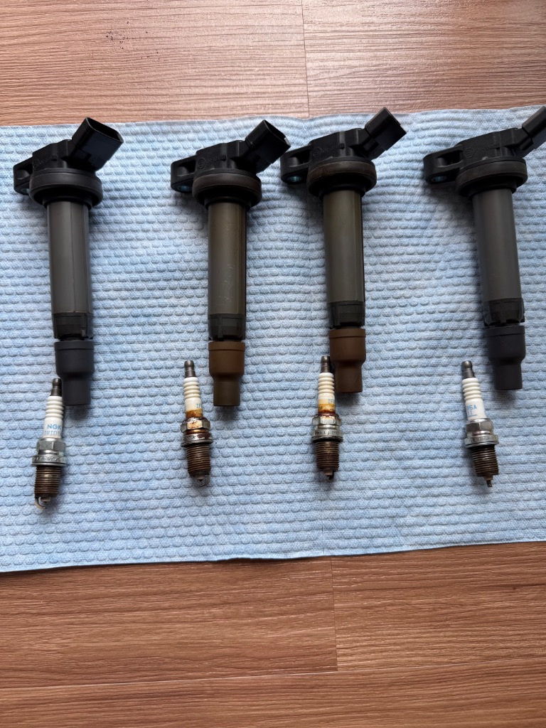 NGK 在庫品 イグニッションコイル 4本セット トヨタ 90919-02260 U5166