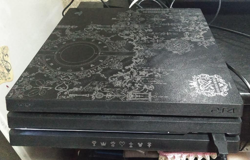 SONY PlayStation4 Pro KINGDOM HEARTS III LIMITED EDITION CUHJ