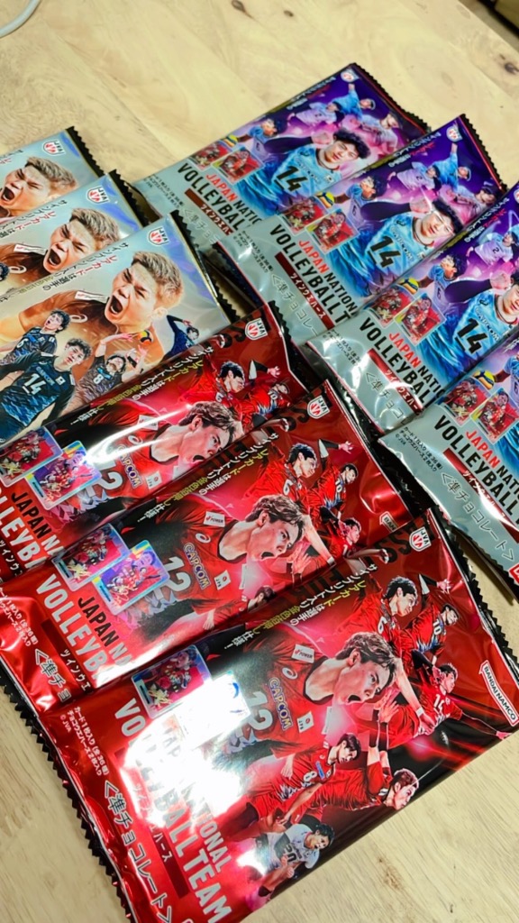 JAPAN NATIONAL VOLLEYBALL TEAM ツインウエハース｜発売日