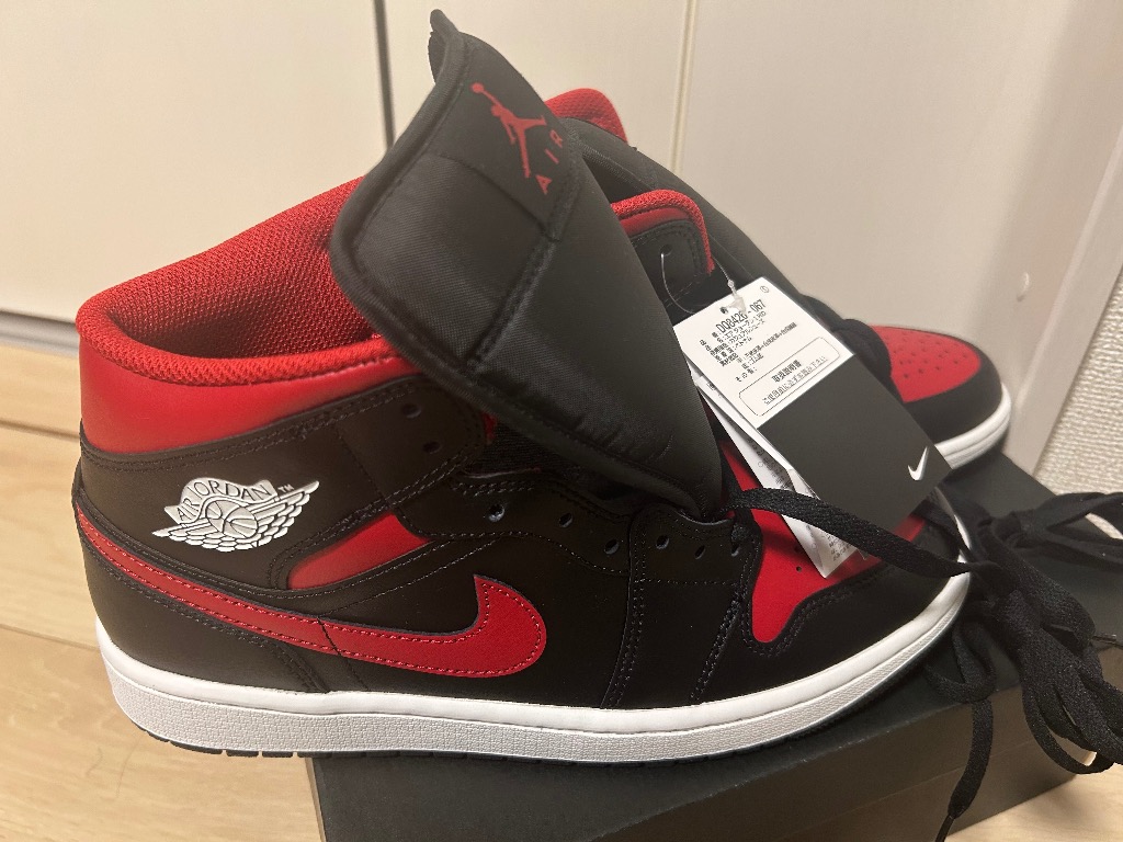 か*る様 Nike Air Jordan 黒/赤 シューズ 29cm エア ジョーダン 1 NIKE AIR JORDAN MID DQ8426 067 メンズ ブラック