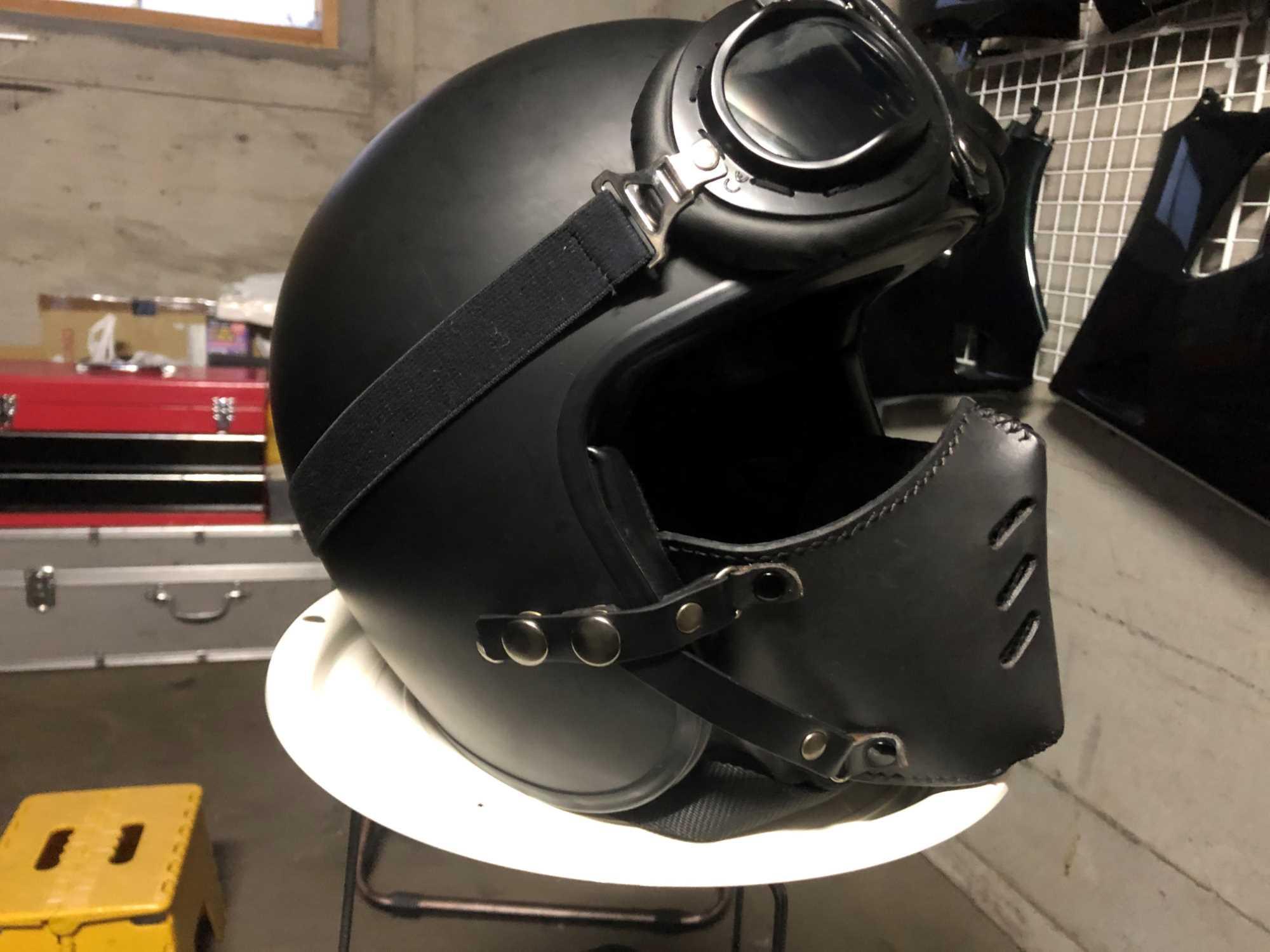 フェイス マスク バイク用 革 レザー ライダース ジェットヘルメット 愛用者に ハーレー アメリカンやカフェレーサーに似合う牛革 フェイス
