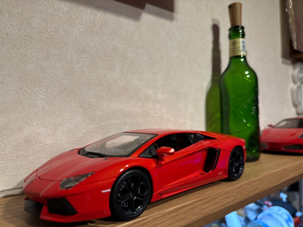 マイスト ミニカー Lamborghini Aventador LP700-4 red 1/18