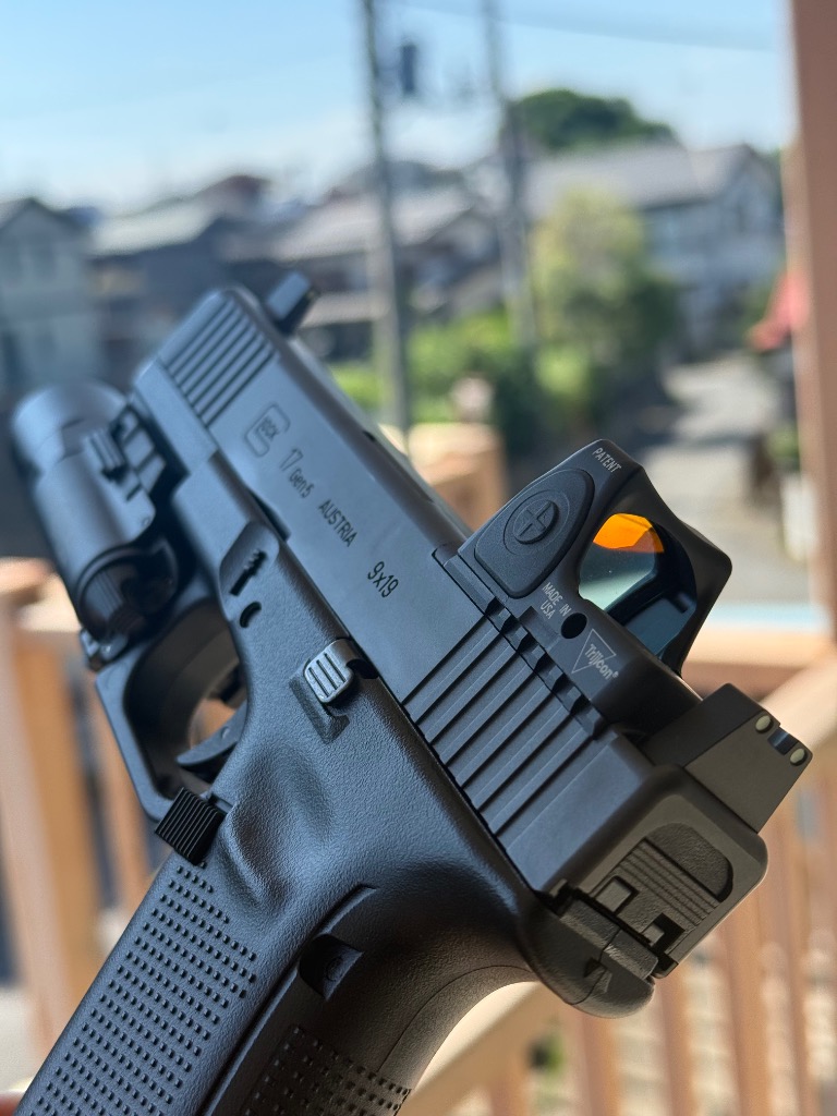 蓄光ハイサイト　東京マルイ G17 Gen5 MOS用 DCI Guns : 蓄光ハイサイト 東京マルイ G17 Gen5 MOS用
