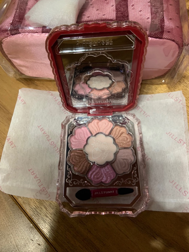 JILL STUART 【2024年クリスマスコフレ宅配便送料無料】JILL