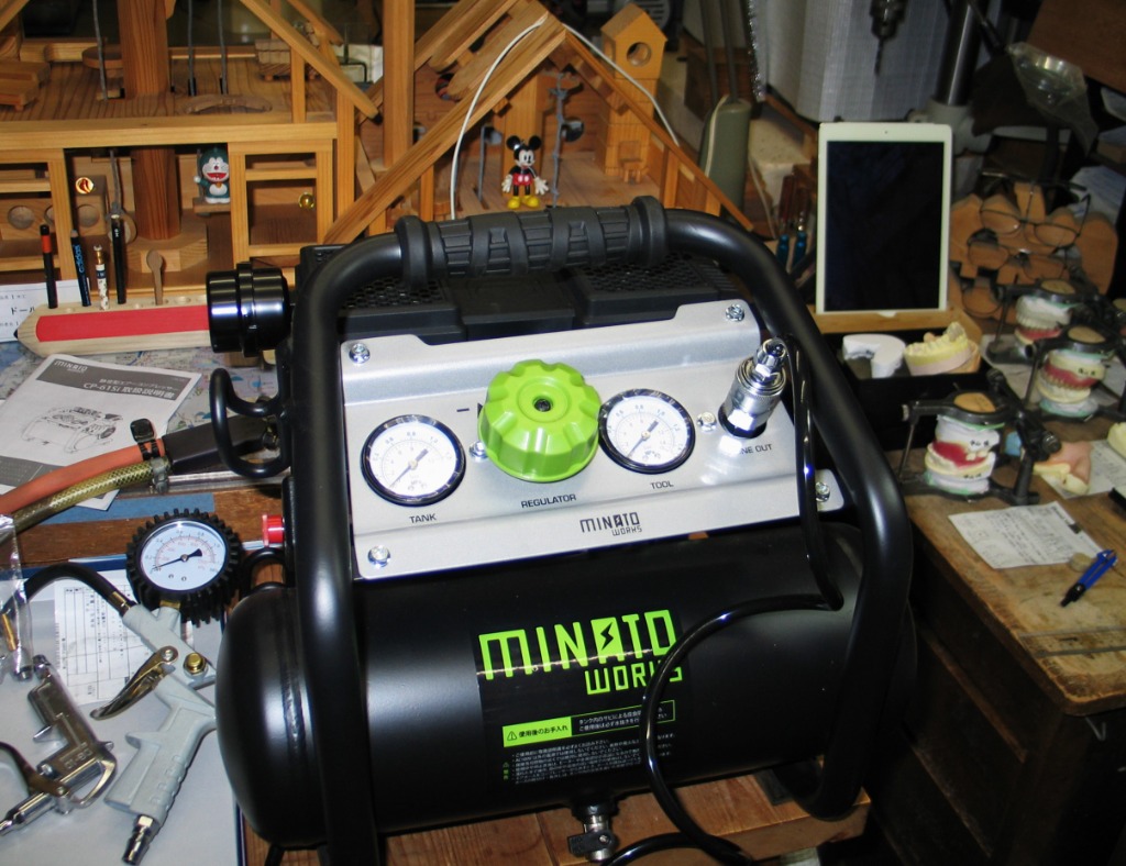 MINATOWORKS ミナト エアーコンプレッサー 静音オイルレス型 CP MINATOWORKS ミナト エアーコンプレッサー 静音オイルレス型 CP