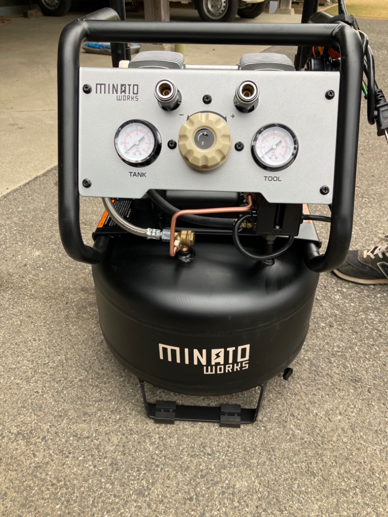 MINATOWORKS ミナト エアーコンプレッサー 静音オイルレス型 CP MINATOWORKS ミナト エアーコンプレッサー 静音オイルレス型 CP