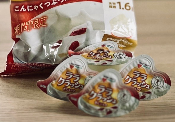 蒟蒻畑　クラッシュタイプ　杏仁ミルク　72個 高評価】マンナンライフ 蒟蒻畑 クラッシュタイプの蒟蒻畑 杏仁