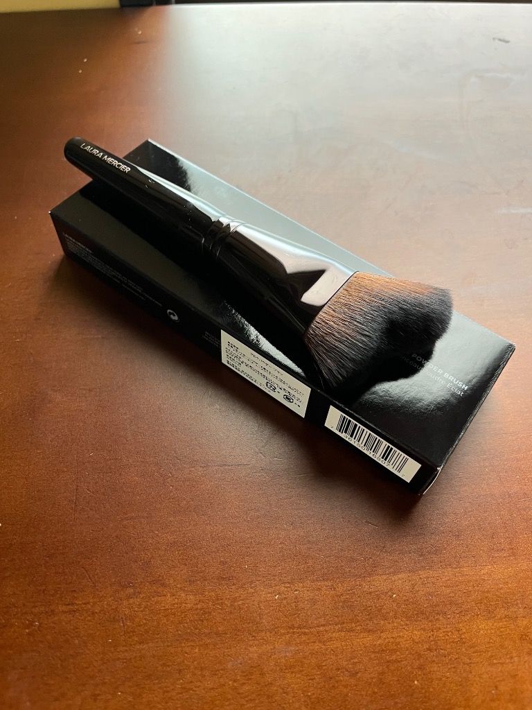 LAURA MERCIER（ローラ メルシエ） 並行輸入品 グロウパウダーブラシ