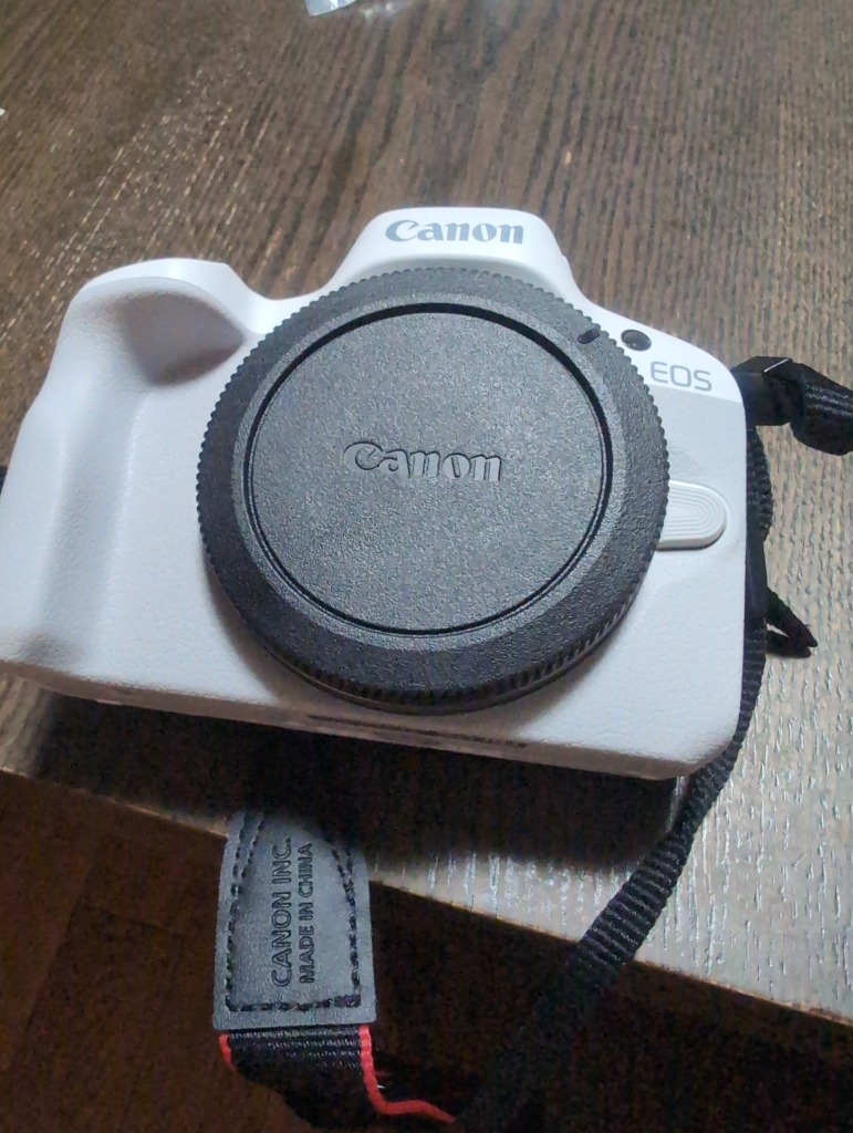 ☆キヤノン / CANON EOS R50 ダブルズームキット [ホワイト]【デジタル