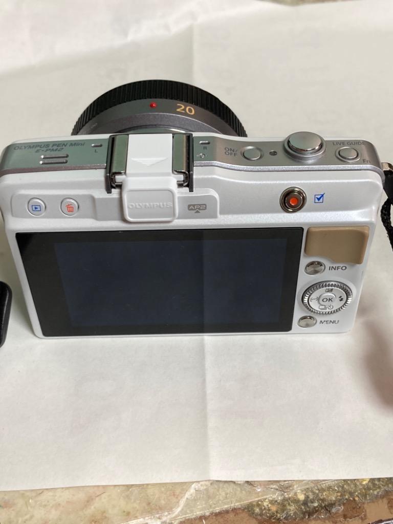 Olympus PEN E-PL1 ホワイト、フラッシュ、カバー、ストラップ付 Olympus PEN E-PL1 ホワイト、フラッシュ、カバー、ストラップ付
