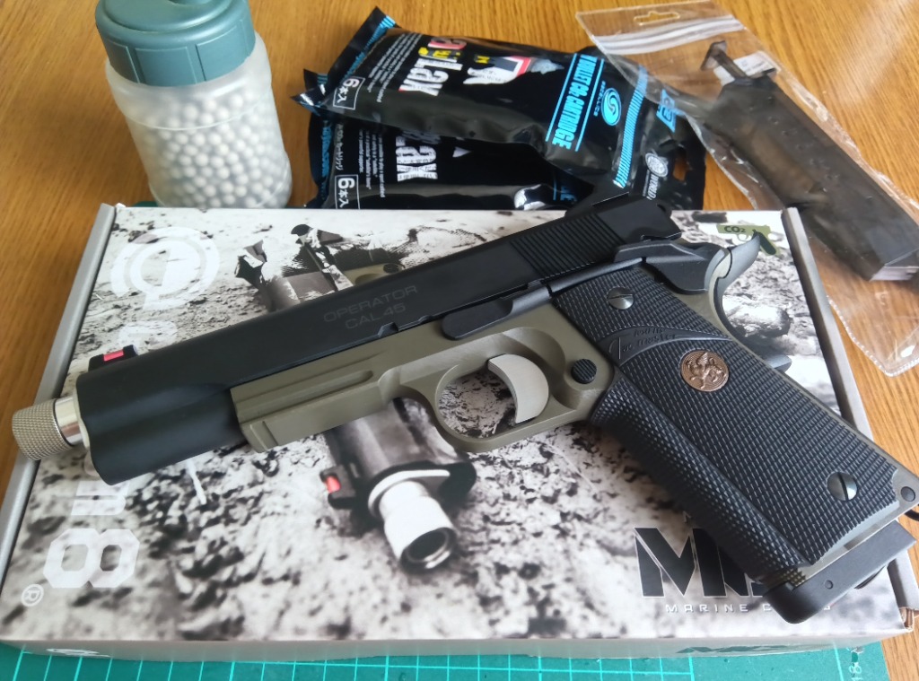 新品未開封 Carbon8 M45MCO CO2 ガスブローバック ハンドガン 再入荷】大人気CO2ガスブローバックハンドガン Carbon8 M45CQP再